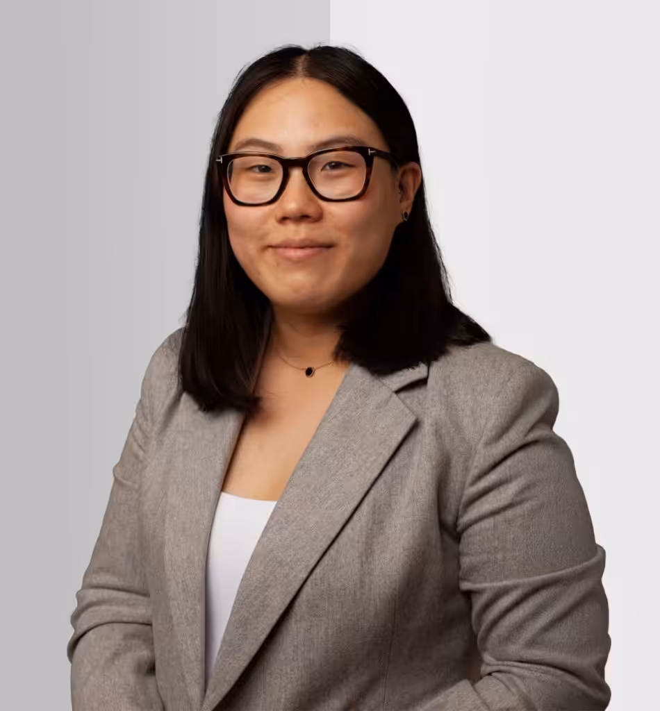 Isabelle Kim, Associate Lawyer 